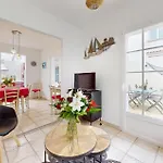 2 Bedroom Nice Home In Royan בית נופש רויאן
