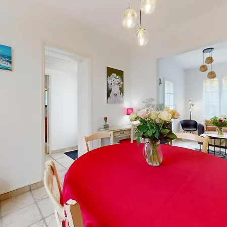 2 Bedroom Nice Home In Royan רויאן