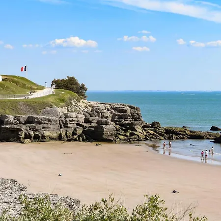 Vakantiehuis 2 Bedroom Gorgeous In Royan