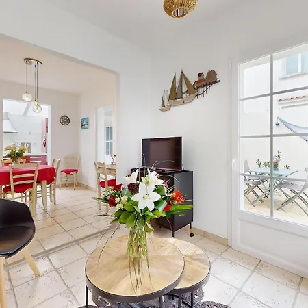2 Bedroom Gorgeous In Ferienhaus Royan