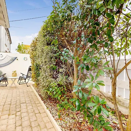 2 Bedroom Nice Home In Royan