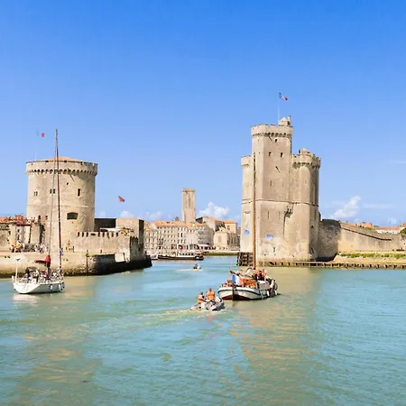 בית נופש 2 Bedroom Gorgeous In רויאן