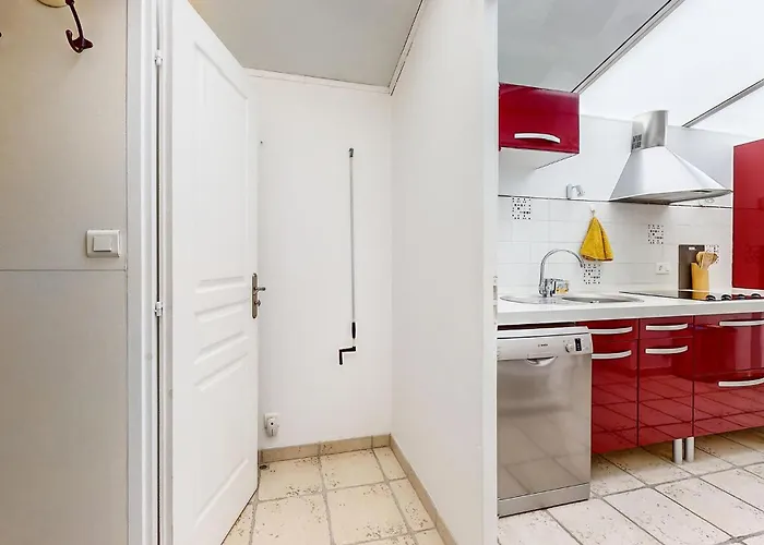 2 Bedroom Gorgeous In Casa vacanze *