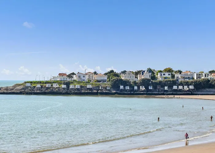 Casa vacanze 2 Bedroom Gorgeous In Royan